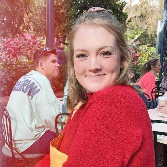 Meet Your Posher, Jessie, - Picture 2 of 8